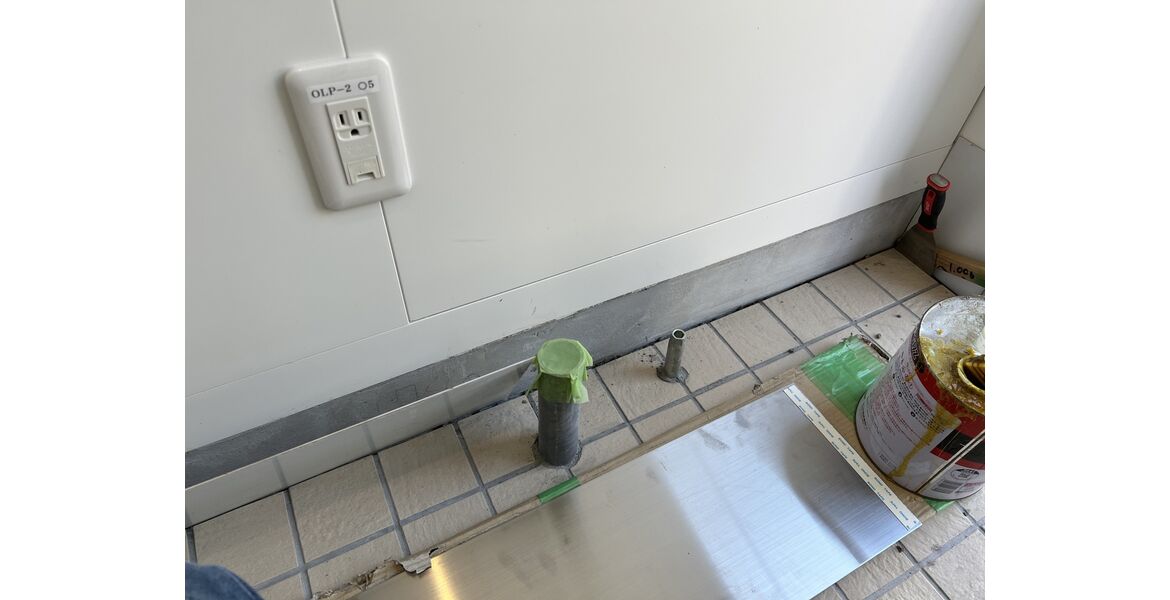 松戸市にて巾木工事