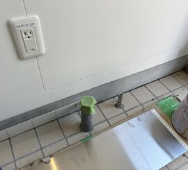 松戸市にて巾木工事