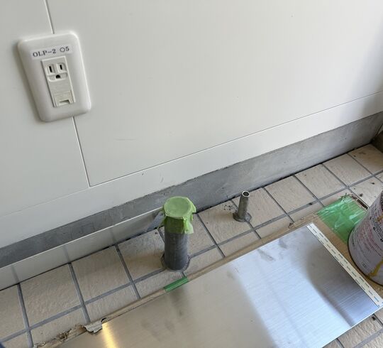 松戸市にて巾木工事
