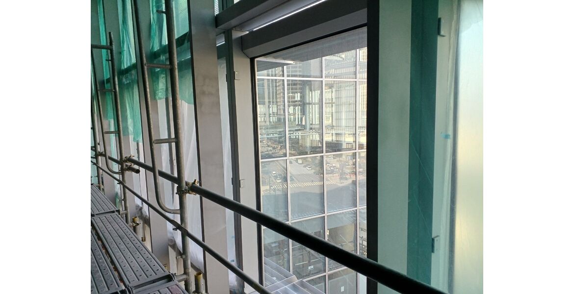 新宿、装飾金物工事他